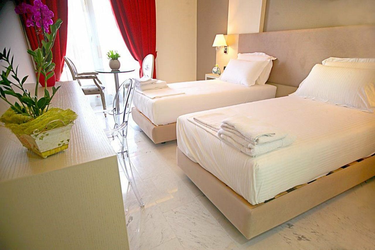 Hotel Palace Vlore Bagian luar foto
